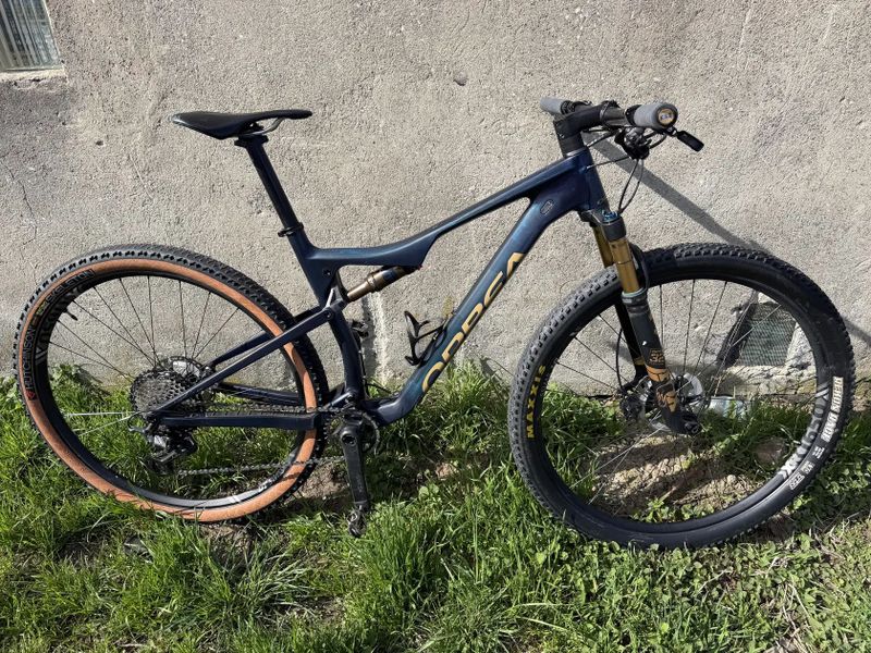 Horske karbonove kolo 