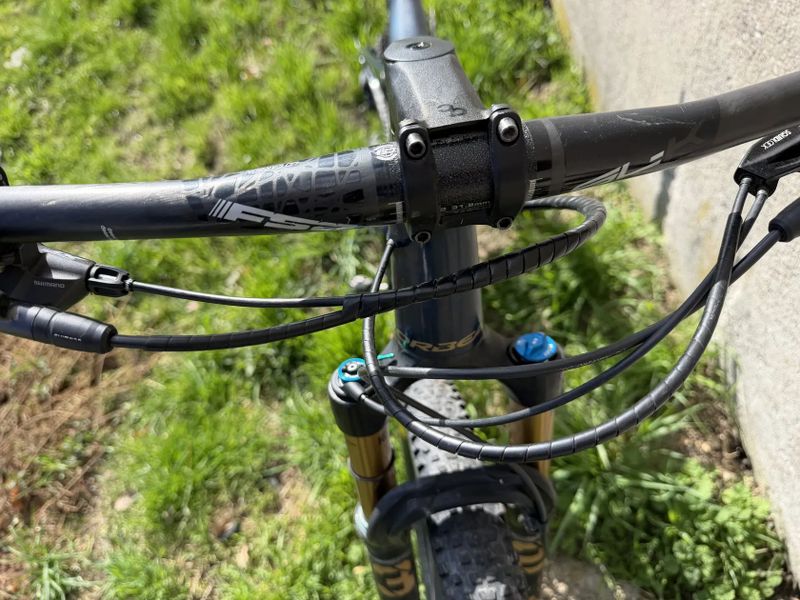 Horske karbonove kolo 