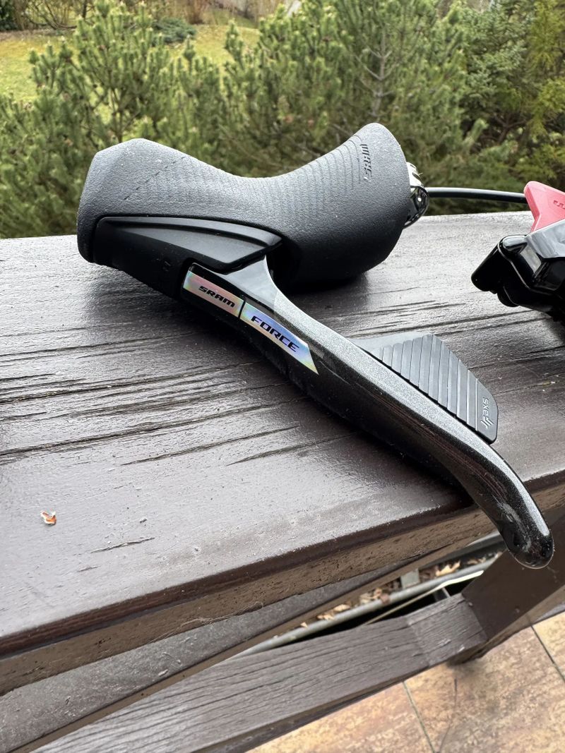 Řadící a brzdové páky Sram Force AXS 2*12 vč. brzd