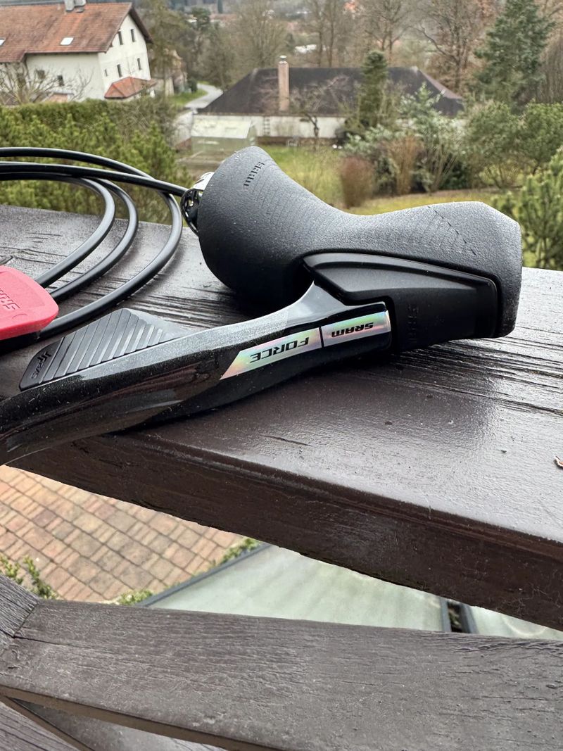 Řadící a brzdové páky Sram Force AXS 2*12 vč. brzd