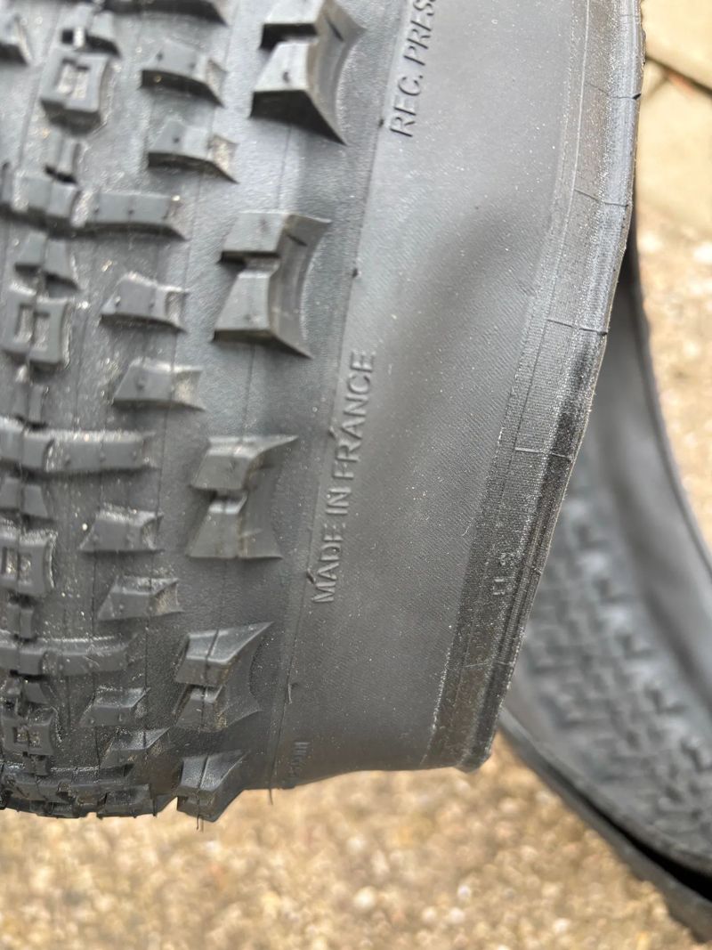 plášť HUTCHINSON KRAKEN TLR 29x2,30 kevlar, černý, 2ks