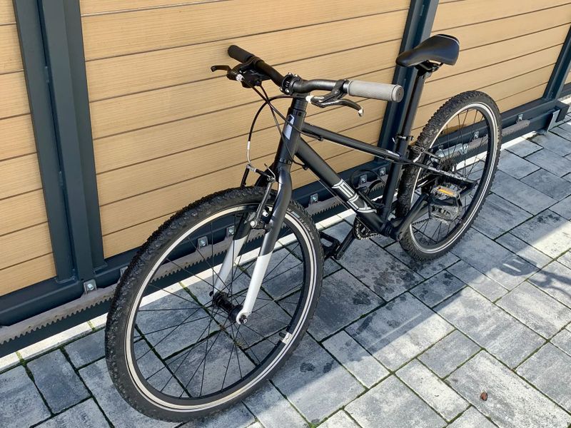 Superior F.L.Y. 24" - TOP stav