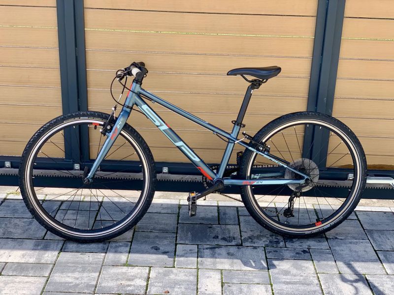 Superior F.L.Y. 24" - lehké dětské kolo, TOP stav!!!