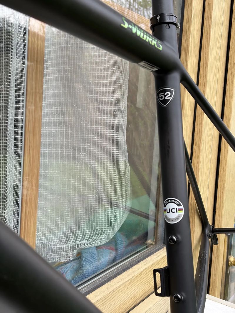 Prodám rámový set Atheos 600g lehký Spezialized