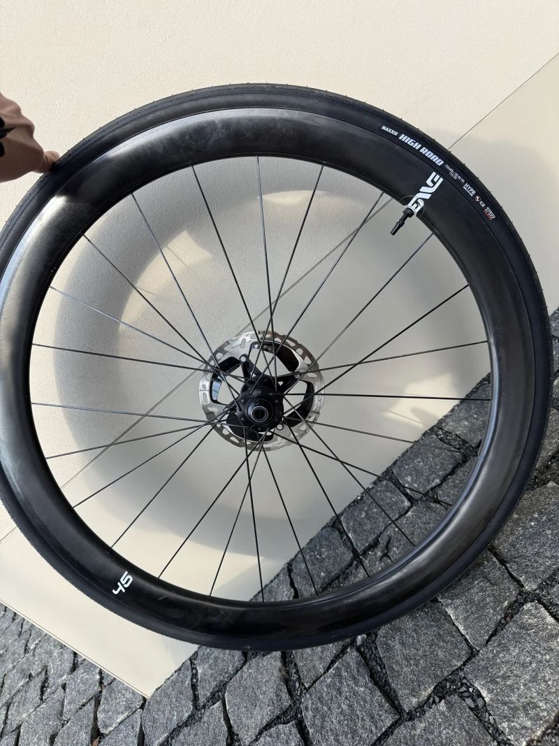 Silniční kola Enve 45