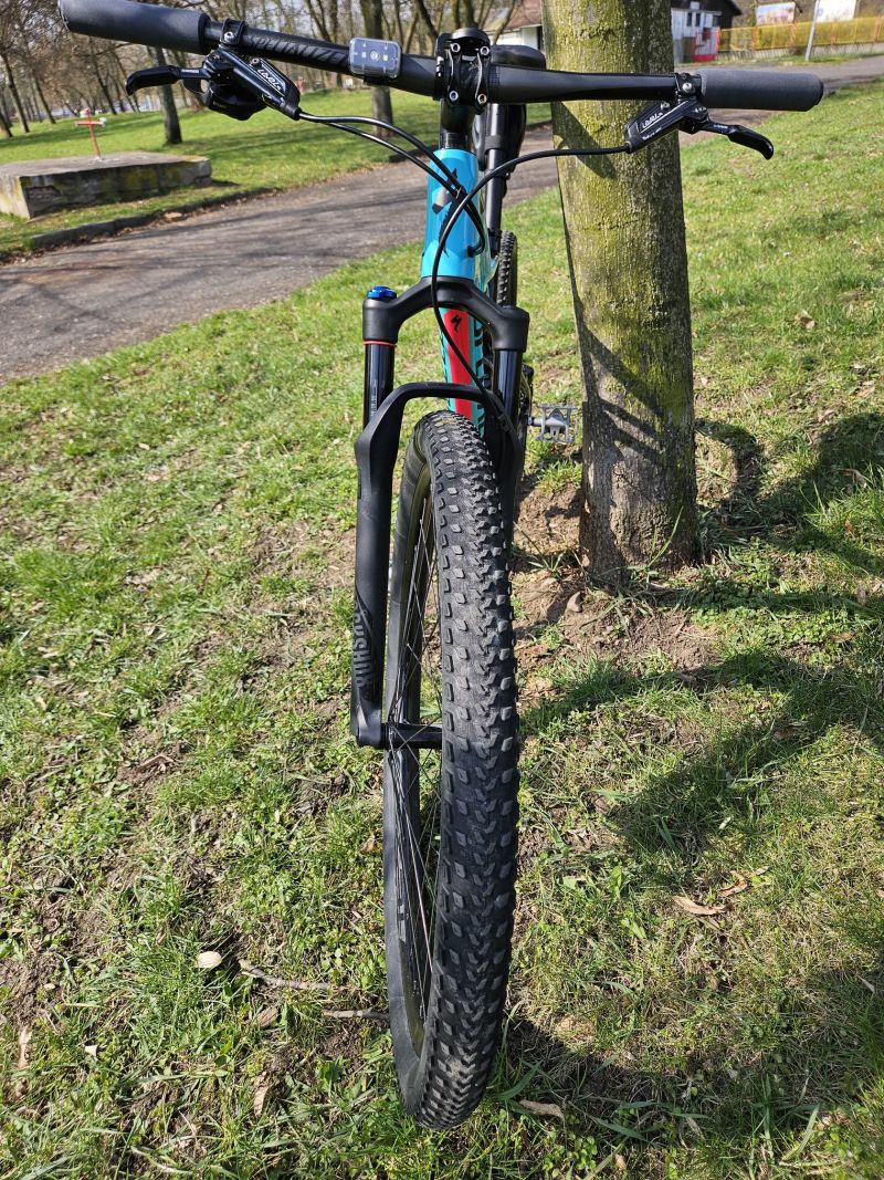 Specialized Epic Comp Carbon 29 (L) – NOVÝ BRAIN – SERVISKA