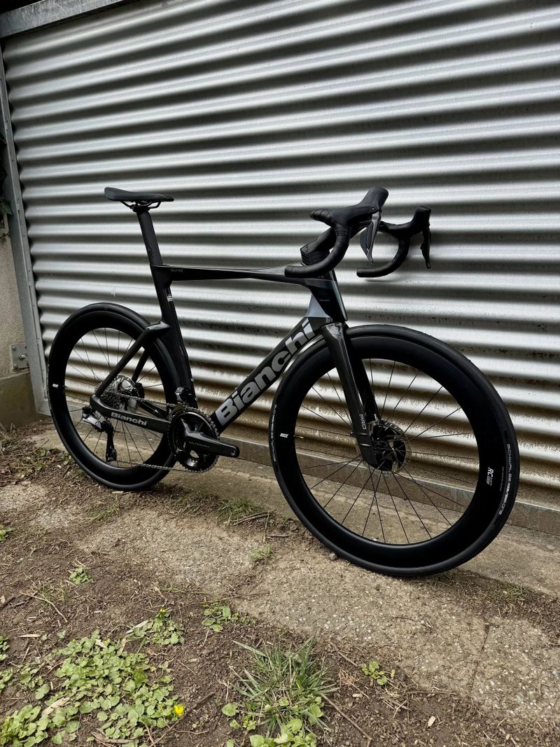 Bianchi Oltre PRO - NOVÉ, ULTEGRA Di2, WATTMETR