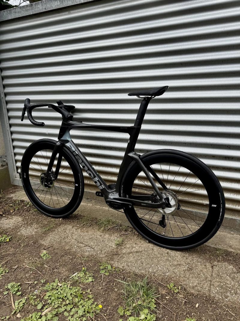 Bianchi Oltre PRO - NOVÉ, ULTEGRA Di2, WATTMETR