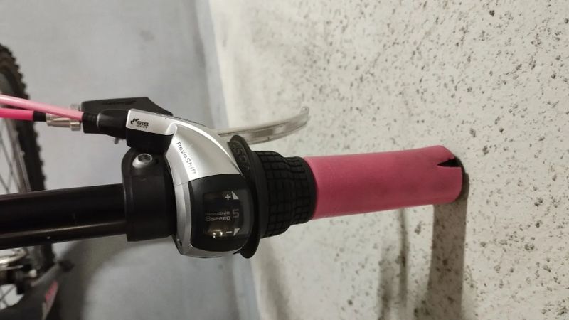 České lehké kolo Core Junior Razor MTB 26" rám 13