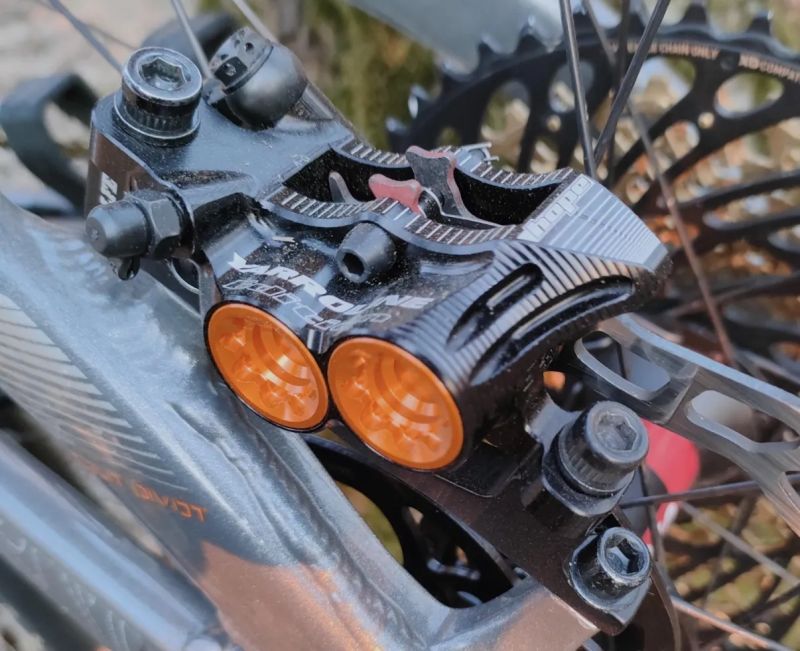 Brzdy Hope Tech 4 E4 limitovaná edice Yarroline Edition