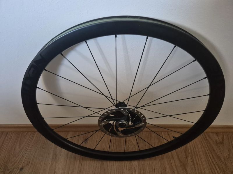 Prodám gravel kola na špičkových karbonových ráfcích Nextie NXT35CGX