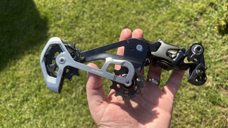 Přehazovačka X01 Eagle + Páčka GX Single click