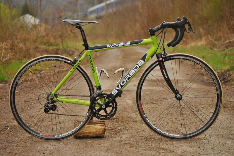 Silniční kolo Svorada Course