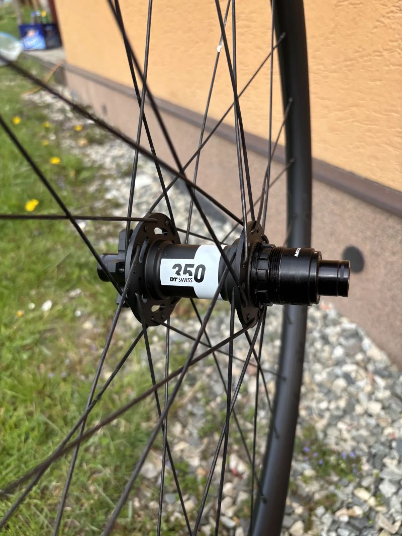 Zapletená kola ZTR Arch MK4 