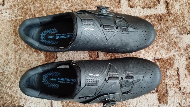 Silniční tretry Shimano RC3