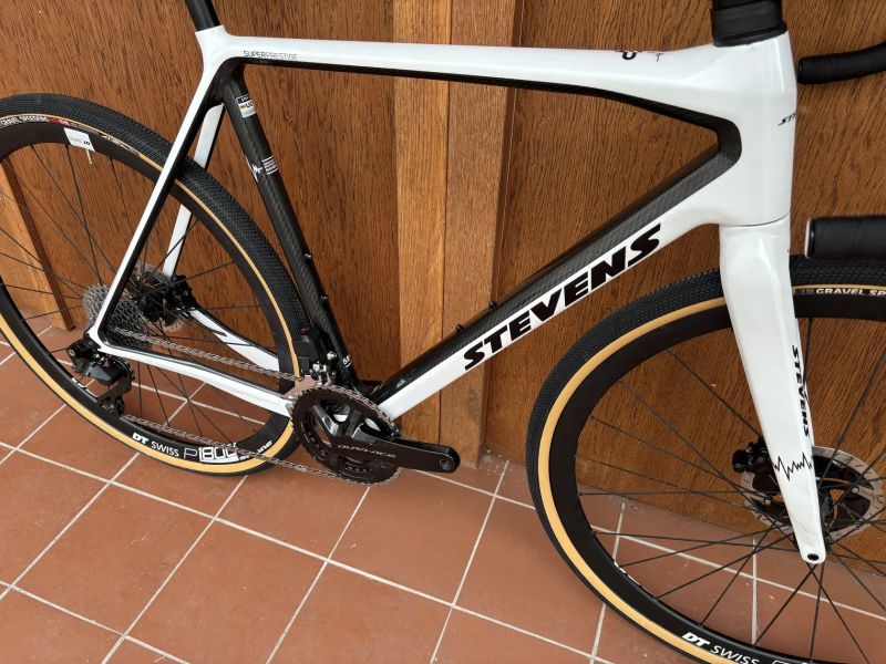 Stevens SUPERPRESTIGE NEW DISC - vel. 58 cm - 2 x 12 elektrika - DT SWISS