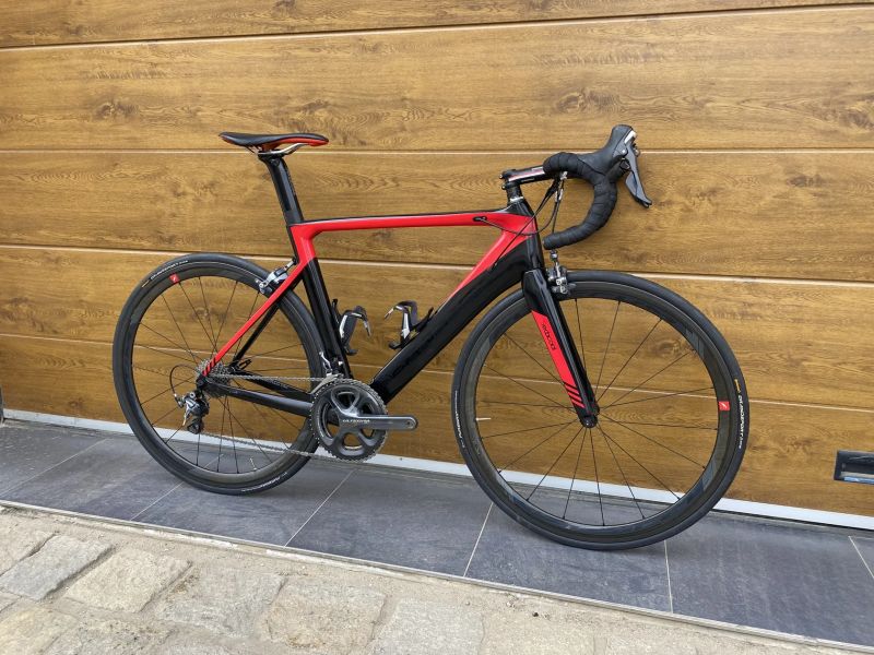 🔥🔥🔥 Dedacciai Atleta vel. 55, Shimano Ultegra 11s, doprava ZDARMA + roční záruka na rám 🤝🤝🤝