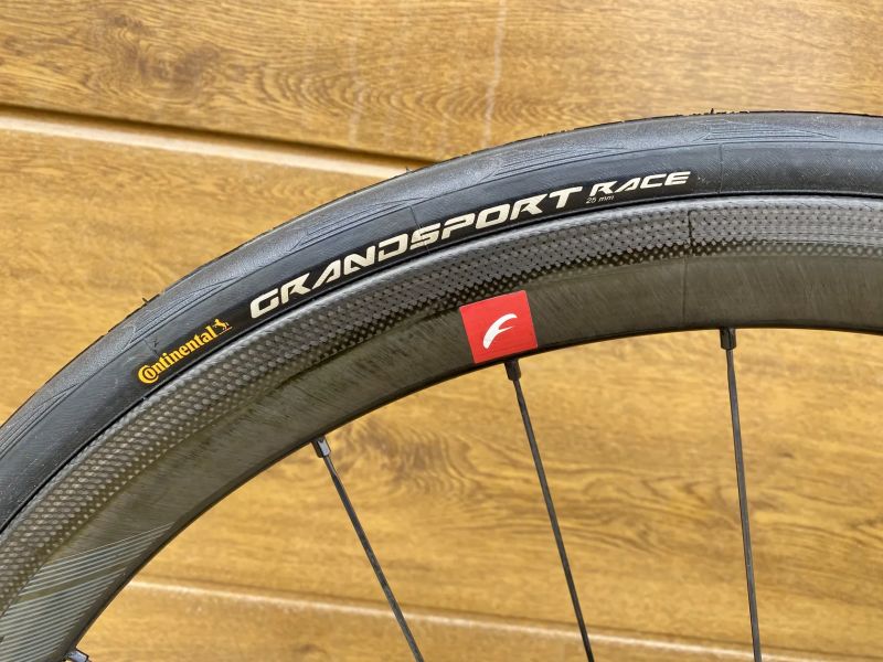 🔥🔥🔥 Dedacciai Atleta vel. 55, Shimano Ultegra 11s, doprava ZDARMA + roční záruka na rám 🤝🤝🤝