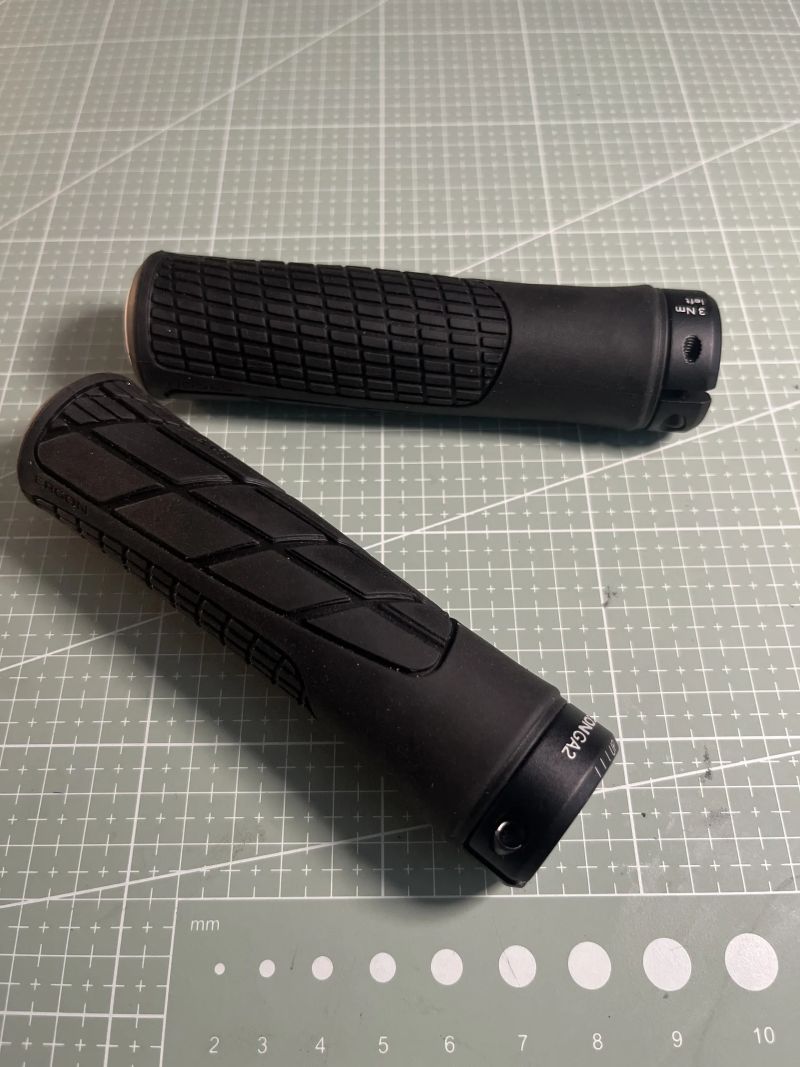 Ergon GA2 Fat black gripy