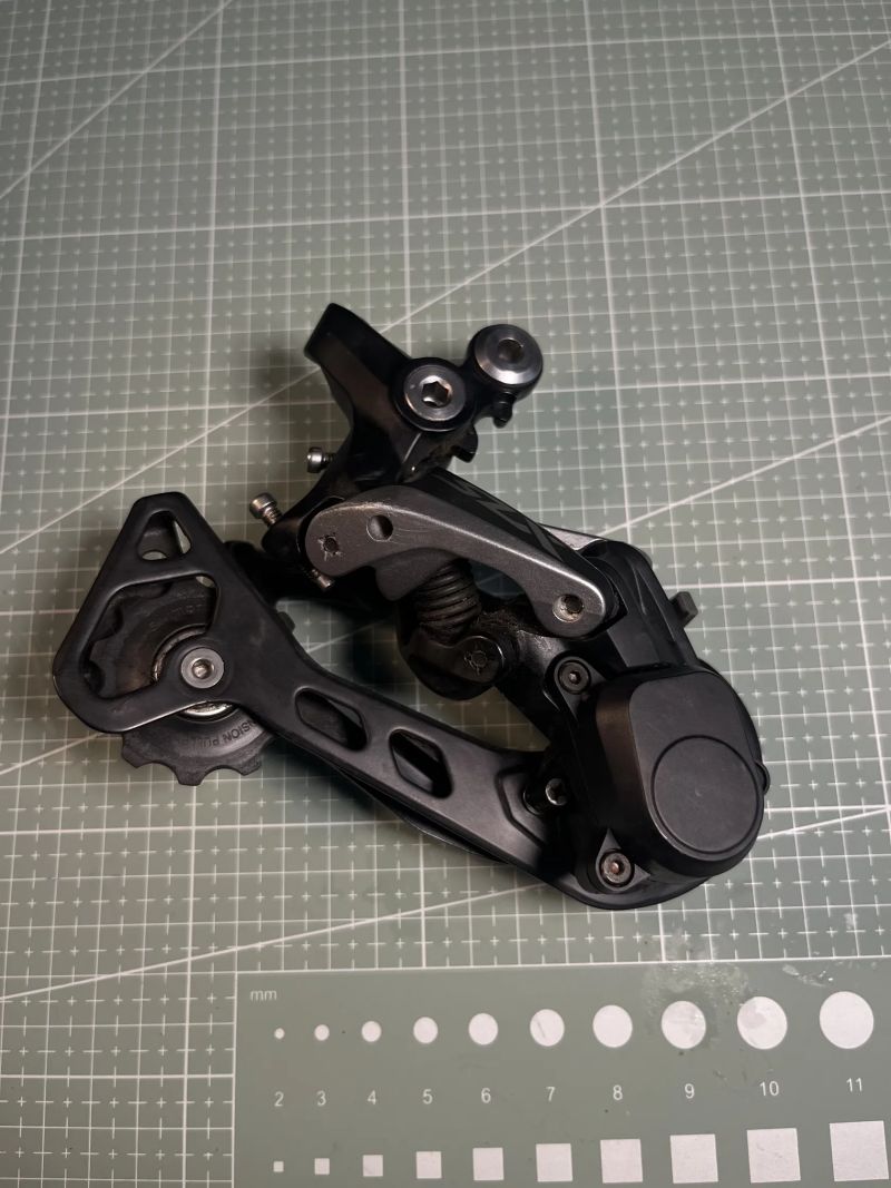 Shimano SLX SL-M7000 řadící páčka pravá 11 + Přehazovačka Shimano SLX RD-M7000