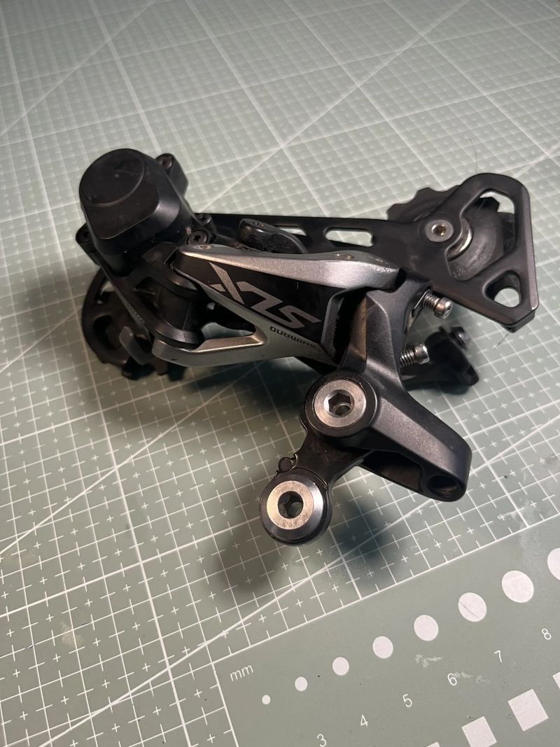 Shimano SLX SL-M7000 řadící páčka pravá 11 + Přehazovačka Shimano SLX RD-M7000