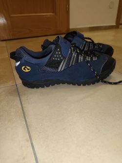 Prodám MTB tretry Shimano 