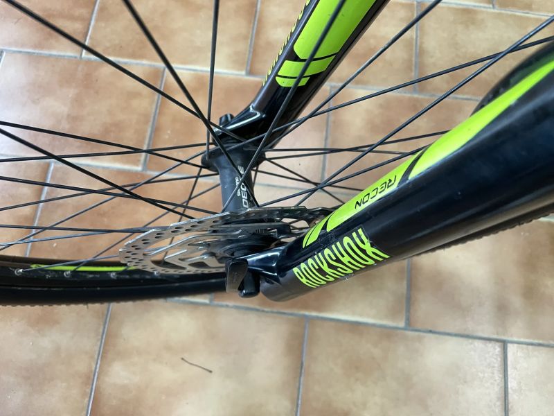 27.5" horské kolo Cube Attention SL rám S 16"