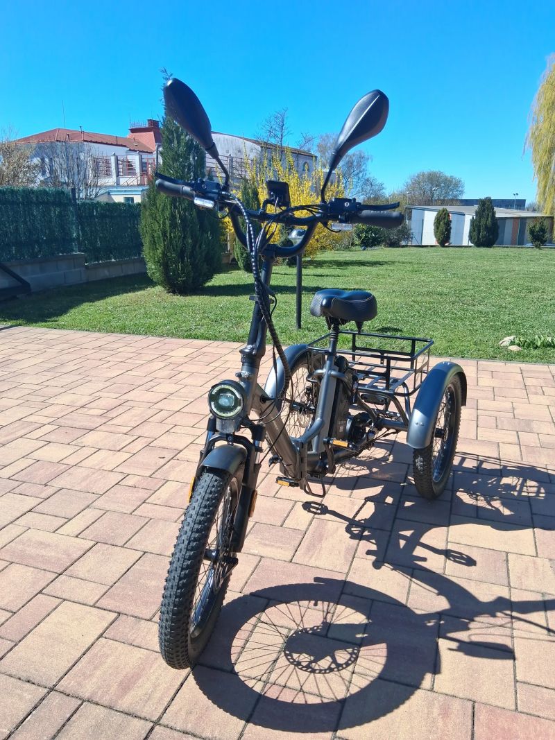 Elegantní tříkolka pro město i venkov