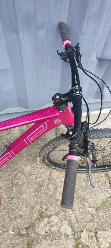 Prodám horské kolo Superior XP 909 vel. rámu L za cenu 14 900 Kč 