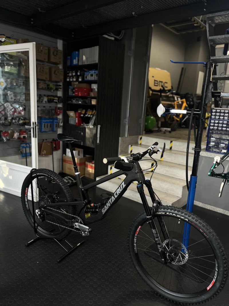 Santa Cruz Megatower 2 CC XL CUSTOM