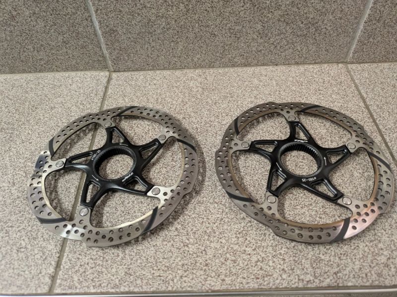 2ks kotouč TRP TR-25 160mm Centerlock