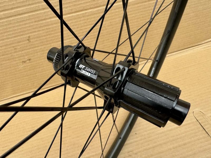 Kola ROVAL ALPINIST CL 35mm plášťová - 1360 g