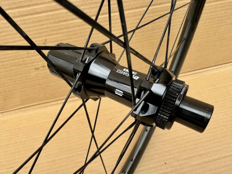 Kola ROVAL ALPINIST CL 35mm plášťová - 1360 g