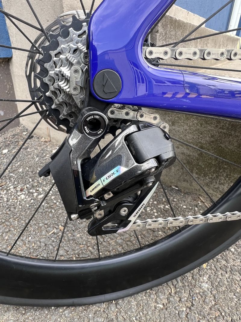 Canyon AEROAD CF SLX