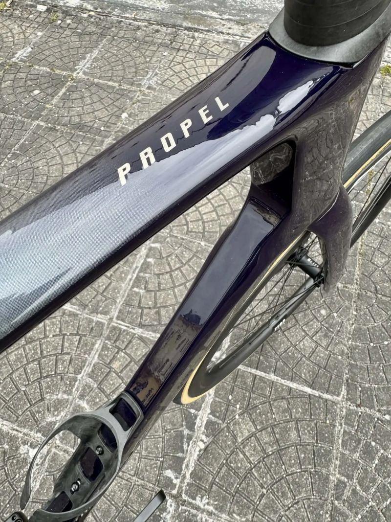 GIANT PROPEL Advanced Pro 0 Di2 + FFWD TYRO V3 - vel. XL