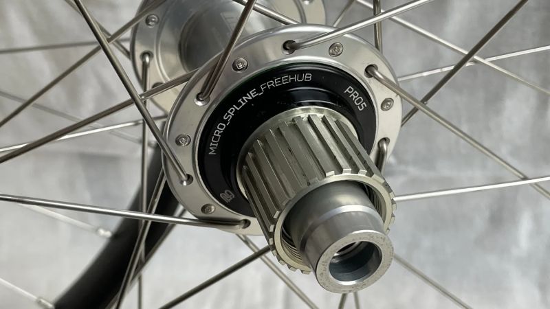 Karbonová kola Eie + Hope Pro 5