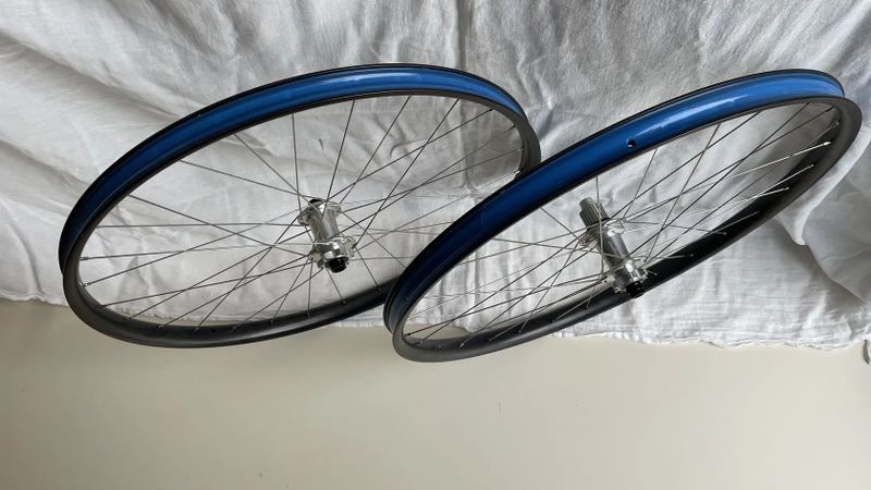 Karbonová kola Eie + Hope Pro 5