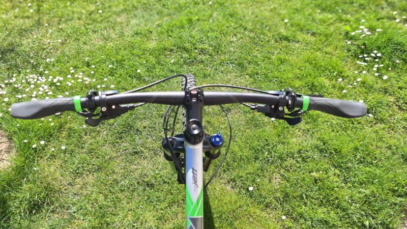 Specialized Jett Comp