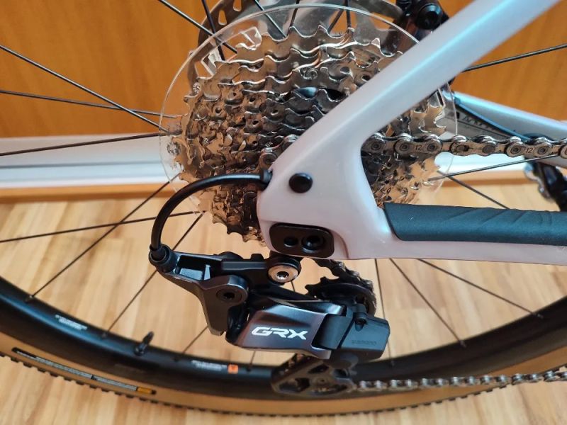 Giant Revolt Advanced 0