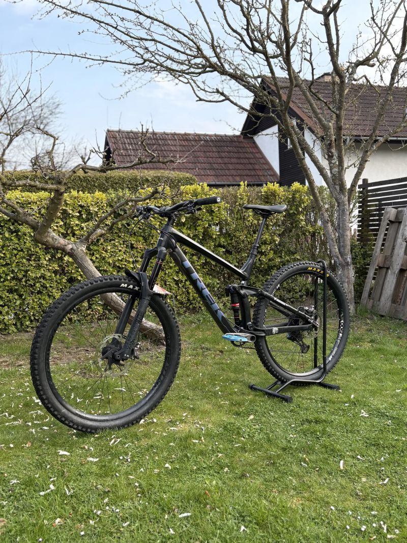 Trek Slash 8
