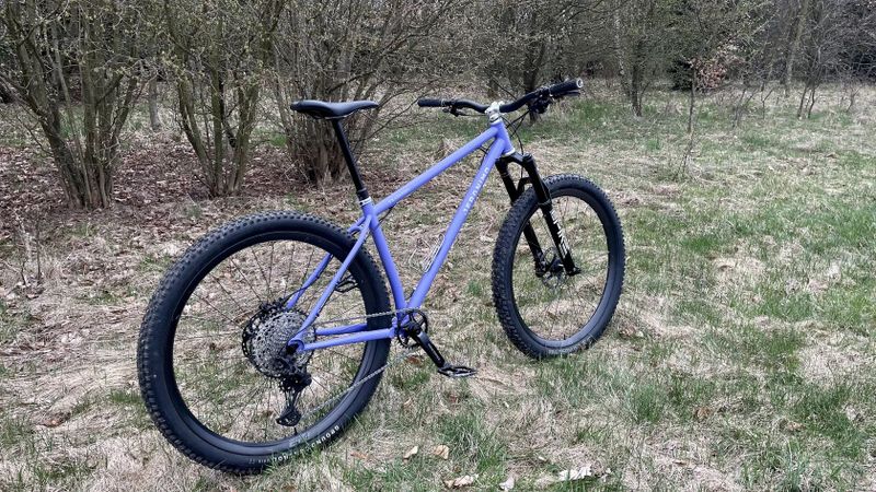 Jeronimo Txabardo + karbonová kola + Pike Ultimate + OneUp