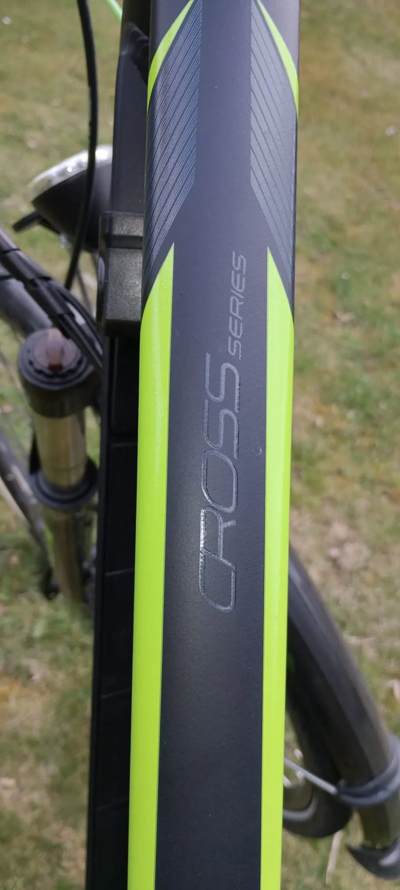 Leader Fox Lucas Lady 16,5" cestovní kolo 2018