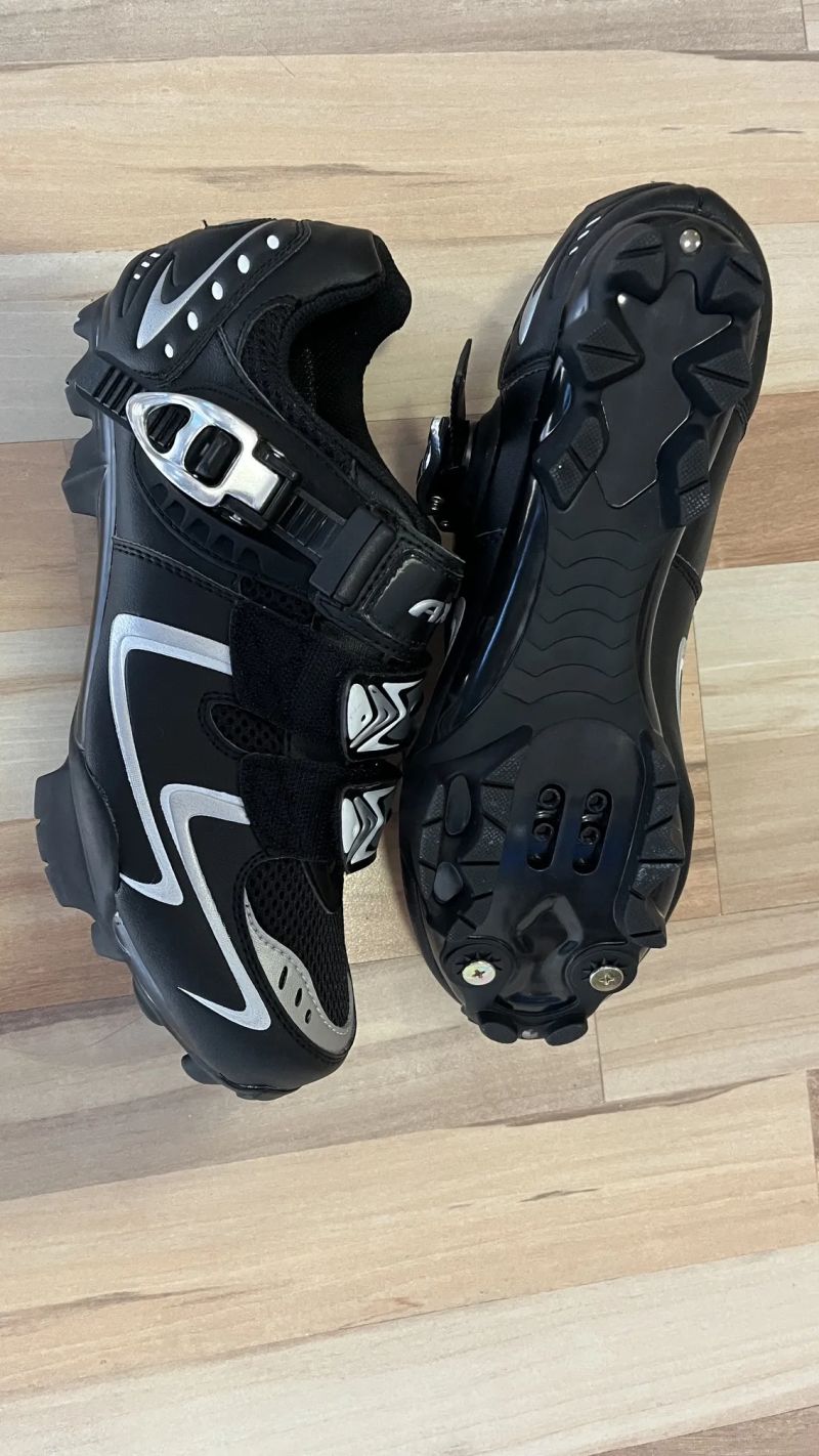 MTB tretry Axon Wizard vel. 41 - nové