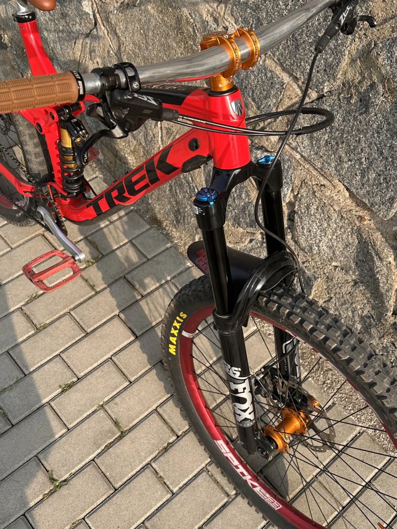 ENDURO | TREK REMEDY | TOP