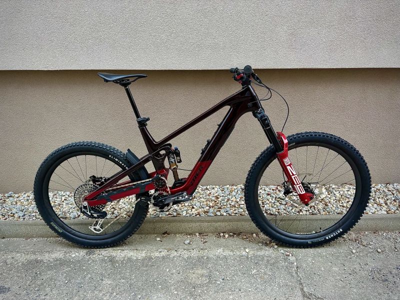 Trek Slash+ Red Smoke