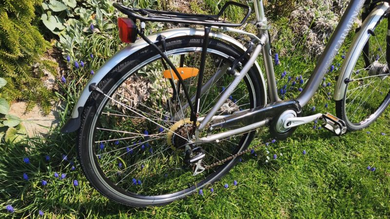 Prodám málo jeté městské kolo CARMEN velikosti S