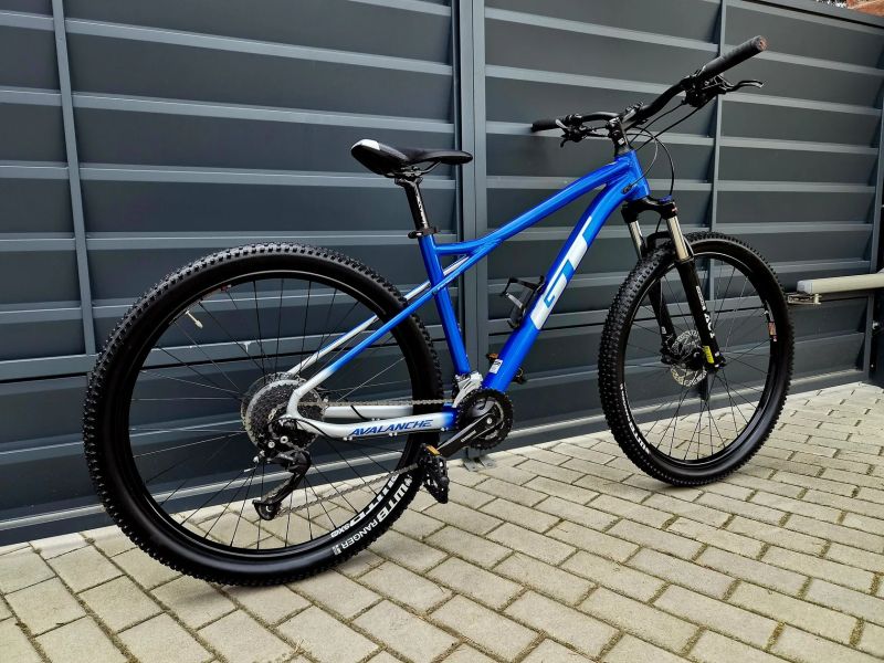 (75)Horské hliníkové kolo GT 27,5"