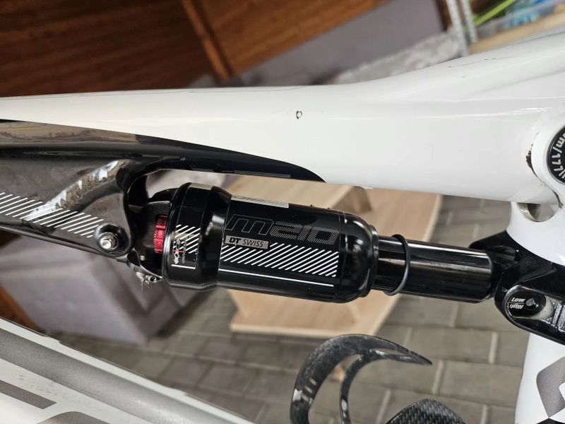 Celoodpružené horské kolo Scott Spark