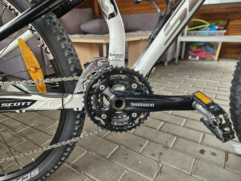 Celoodpružené horské kolo Scott Spark