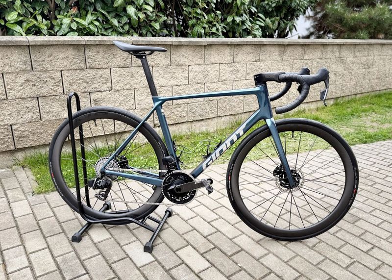 Giant TCR Advanced PRO 0 AXS, wattmetr, vel. M/L, 50km